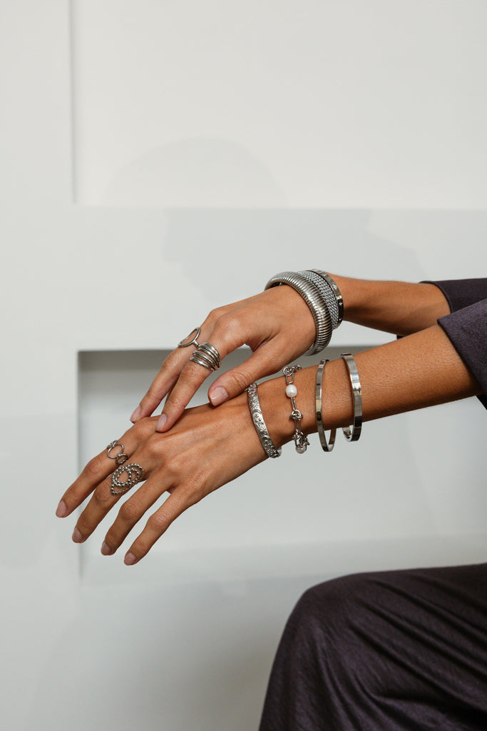 GAZING MOON BRACELET