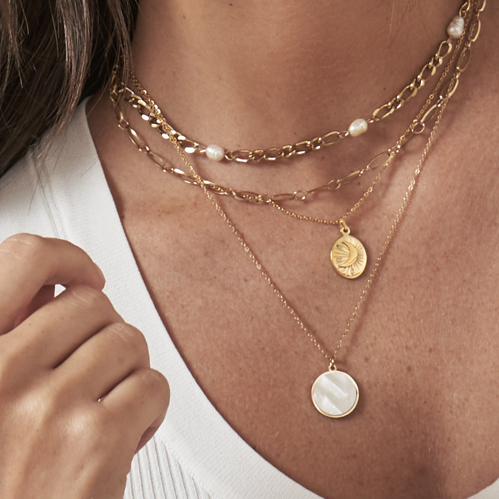 SIGNATURE LAYERED NECKLACE COLLECTION