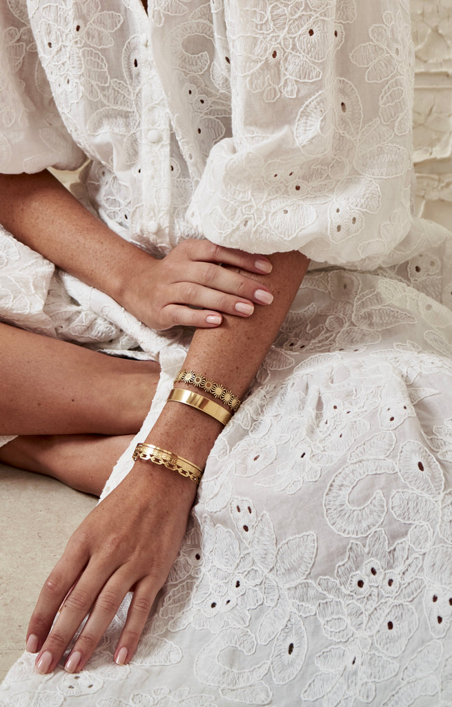 SIGNATURE CUFF COLLECTION