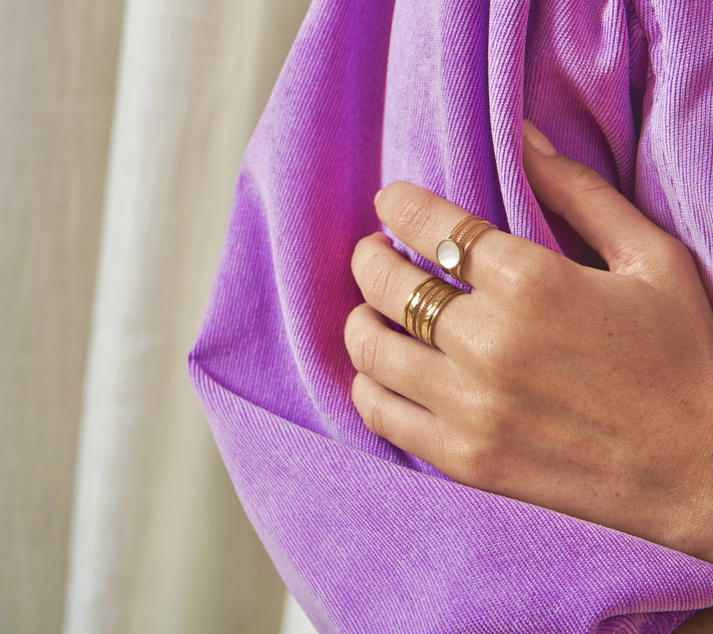 SIGNATURE RING COLLECTION