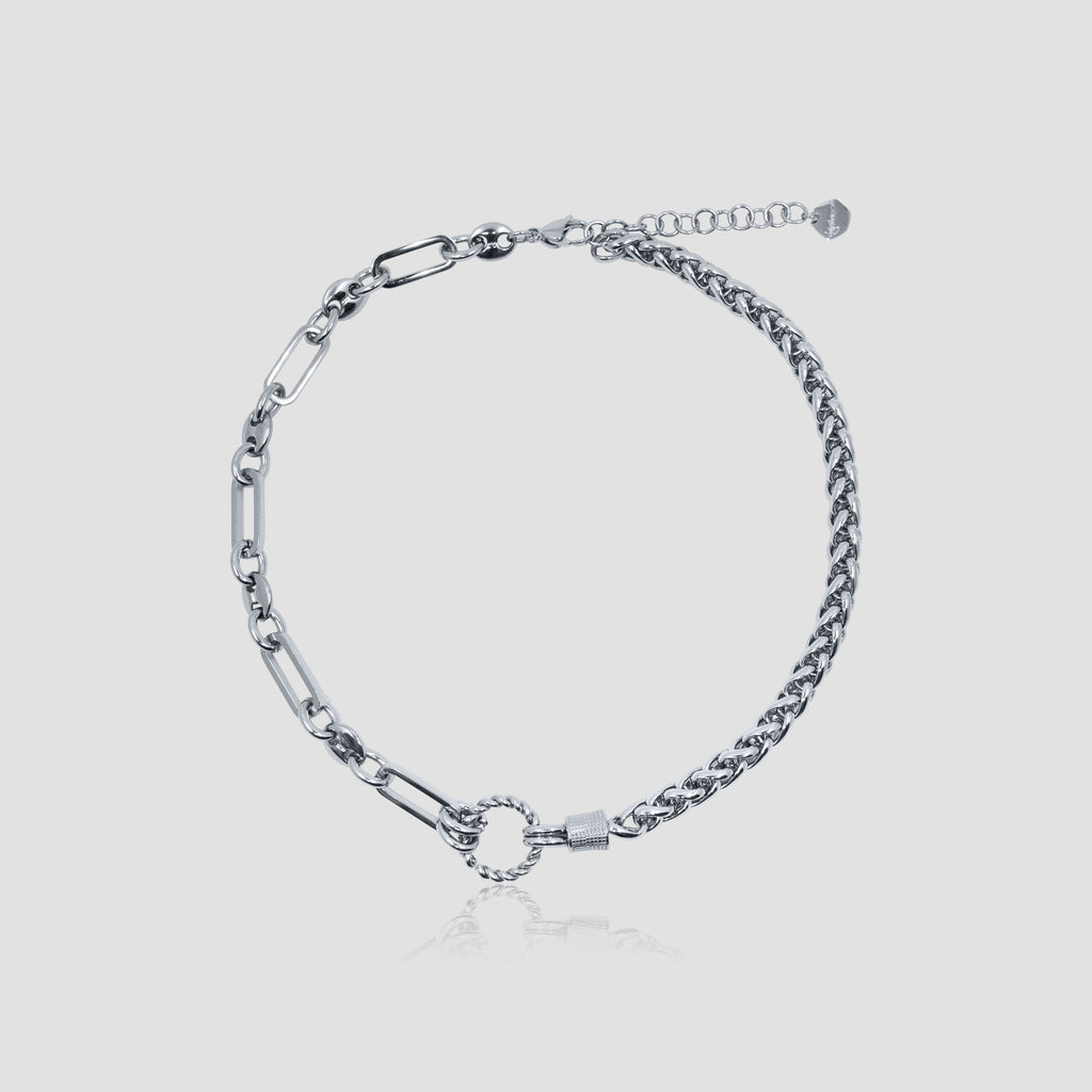 LA FEMME NECKLACE COLLECTION