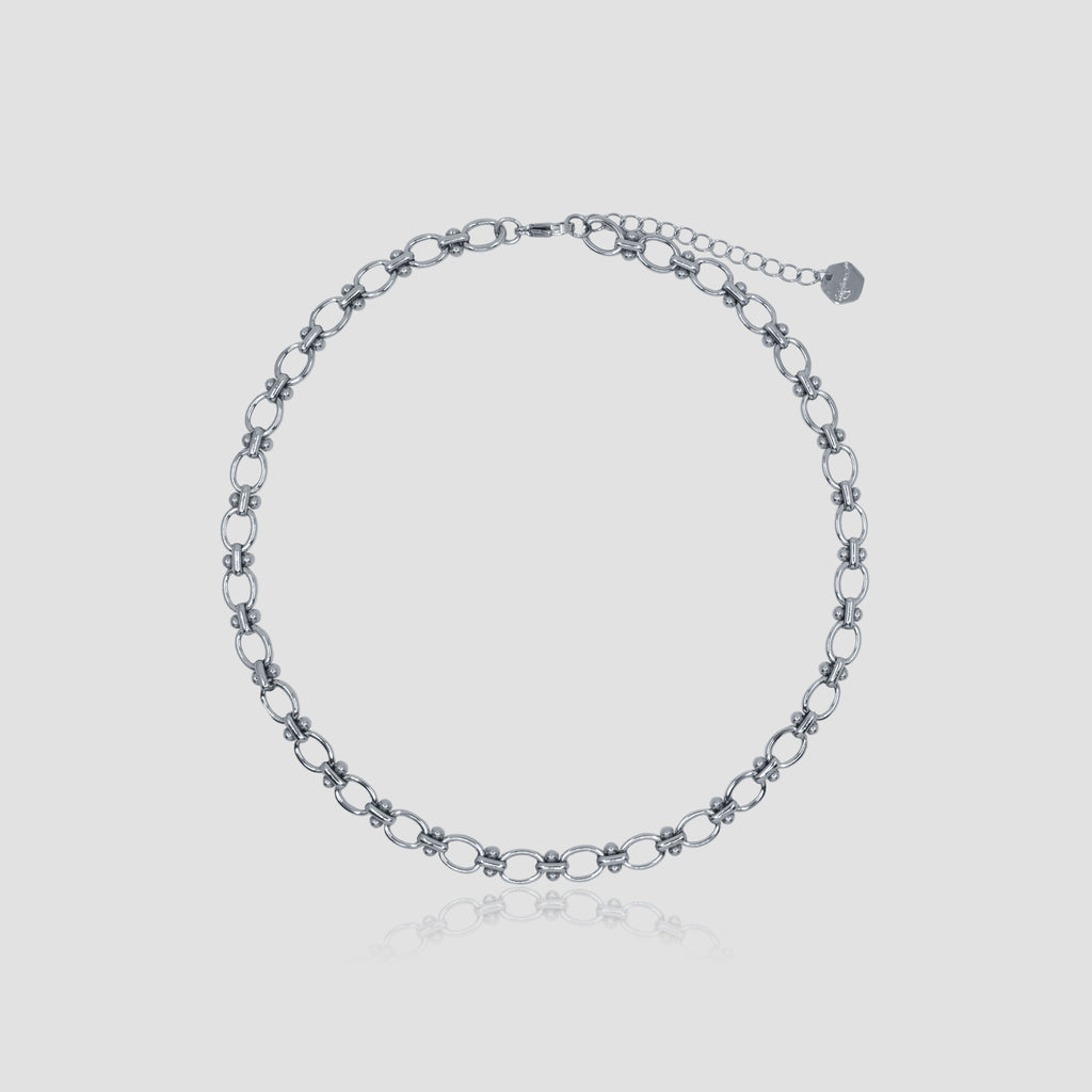 LA FEMME NECKLACE COLLECTION