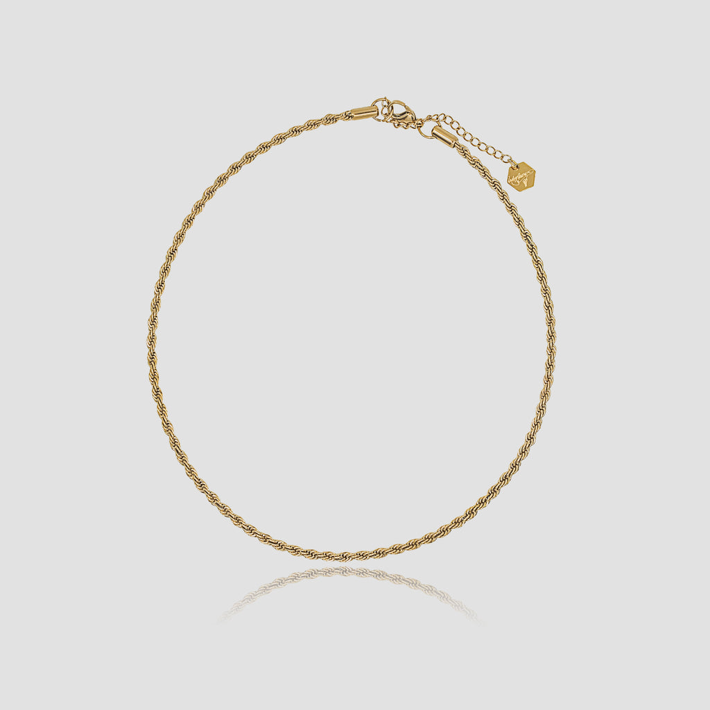 LA FEMME NECKLACE COLLECTION