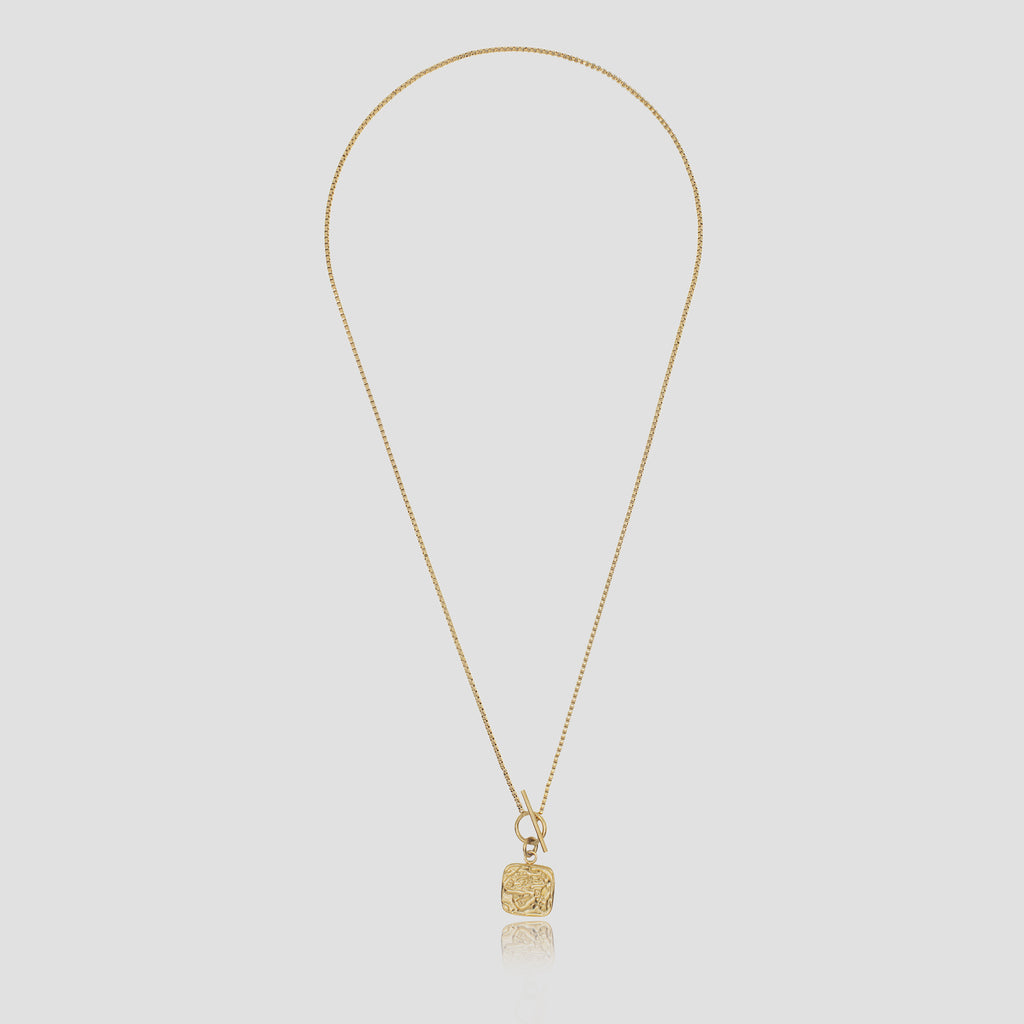 LA FEMME NECKLACE COLLECTION