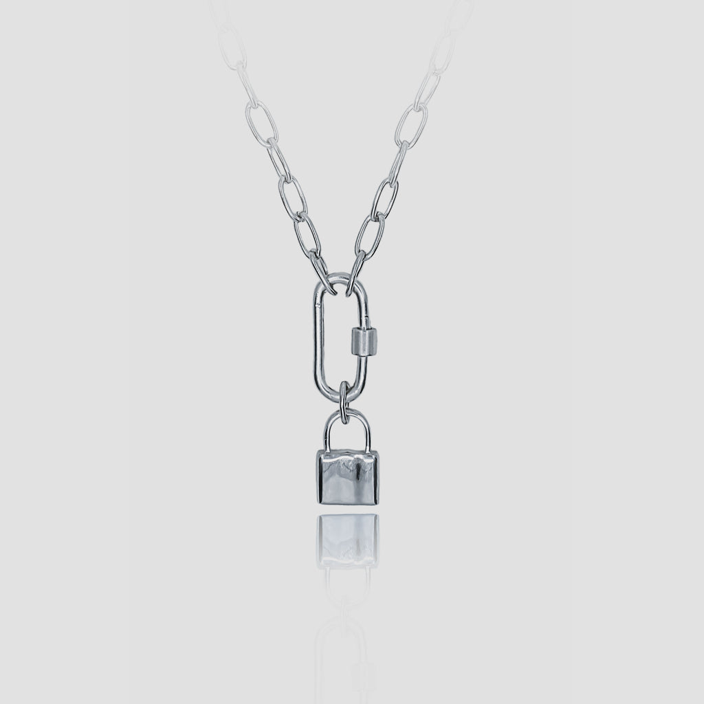 LA FEMME NECKLACE COLLECTION