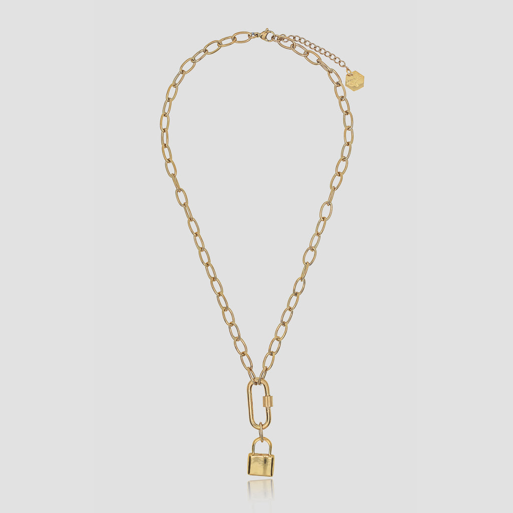 LA FEMME NECKLACE COLLECTION
