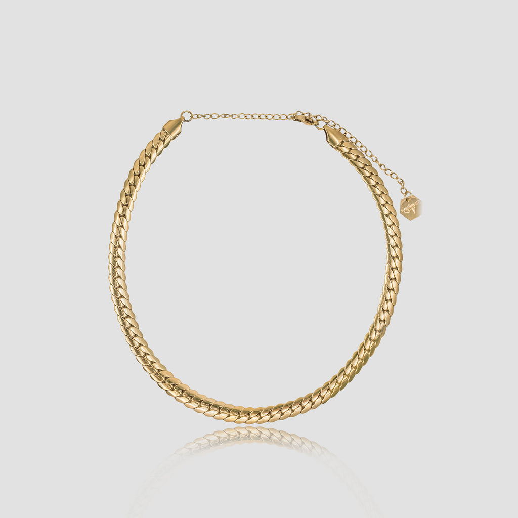 LA FEMME NECKLACE COLLECTION