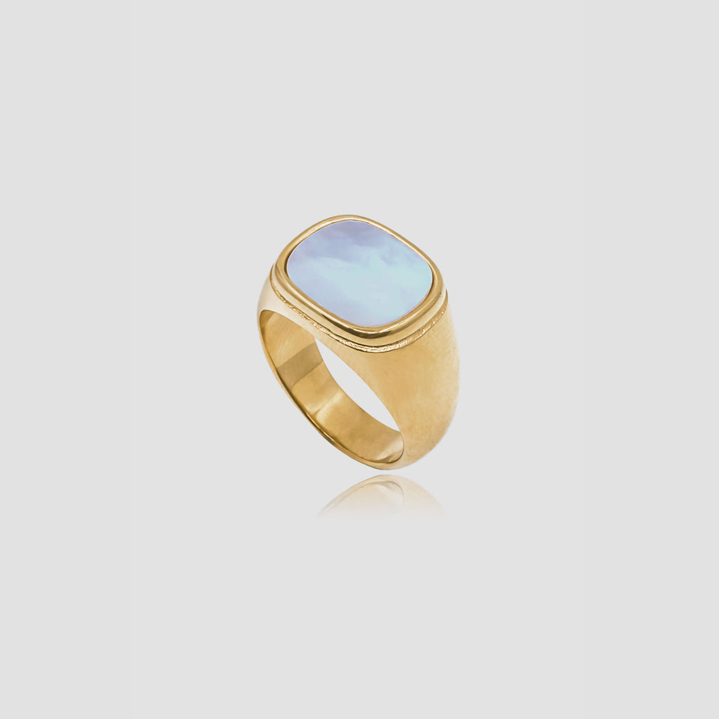 LA FEMME RING COLLECTION