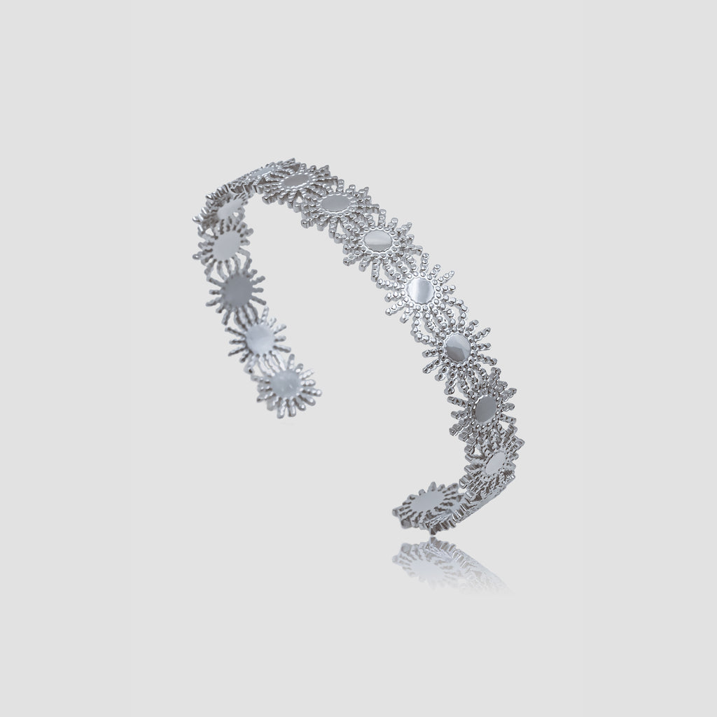 SIGNATURE CUFF COLLECTION