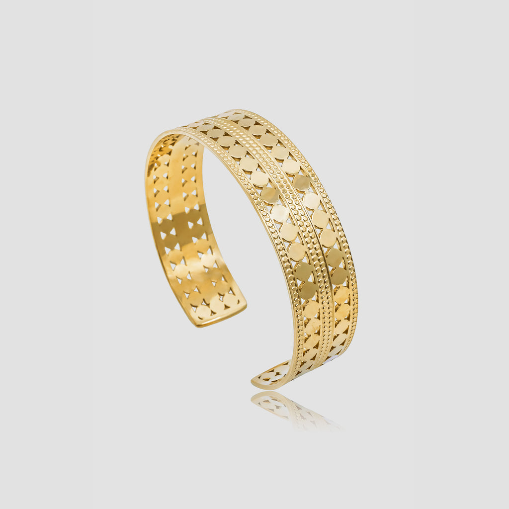 SIGNATURE CUFF COLLECTION